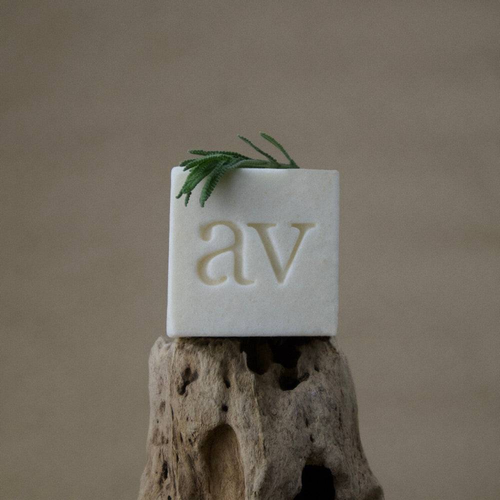 Lavender Hair Blok Aardvel Solid Shampoo Bar Hair, Hair Care, Hair Cleanser, Shampoo, Shampoo Bar Skimmelberg